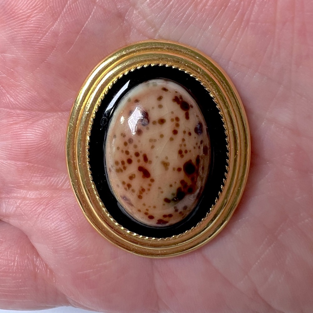 Jasper Gold Tone Scarf Clip